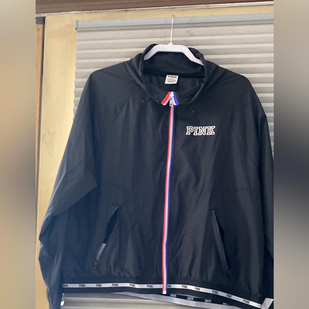 VICTORIA SECRET PINK WINDBREAKER